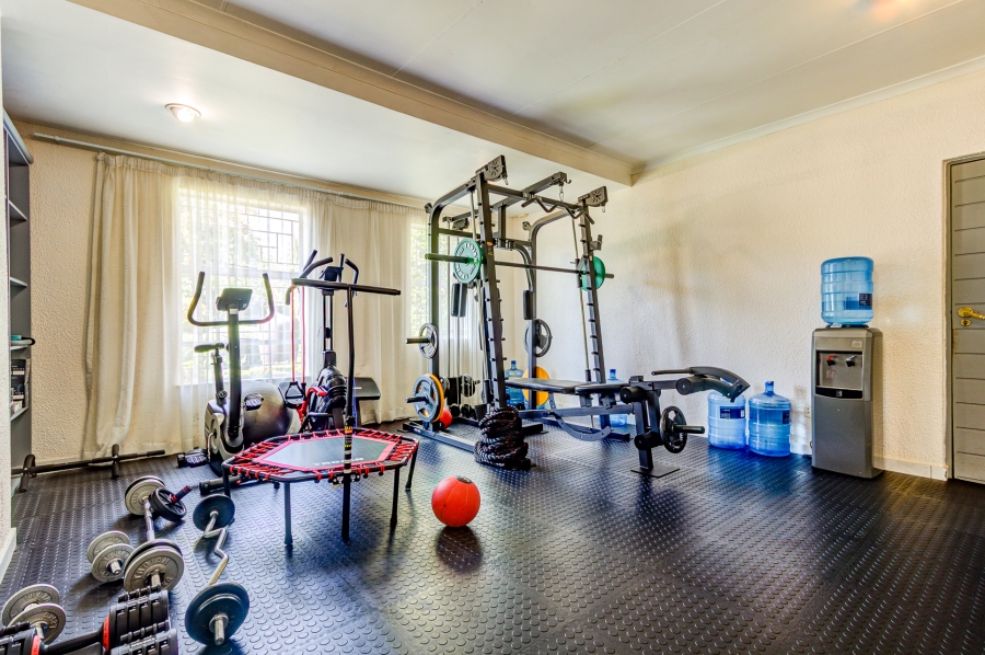 4 Bedroom Property for Sale in Farrarmere Gauteng