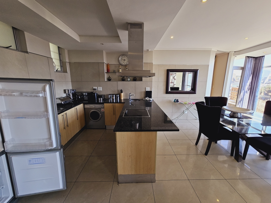 To Let 2 Bedroom Property for Rent in Sandown Gauteng