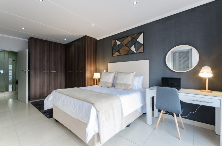 To Let 2 Bedroom Property for Rent in Sandown Gauteng