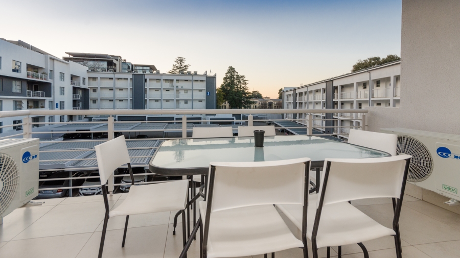 To Let 2 Bedroom Property for Rent in Sandown Gauteng