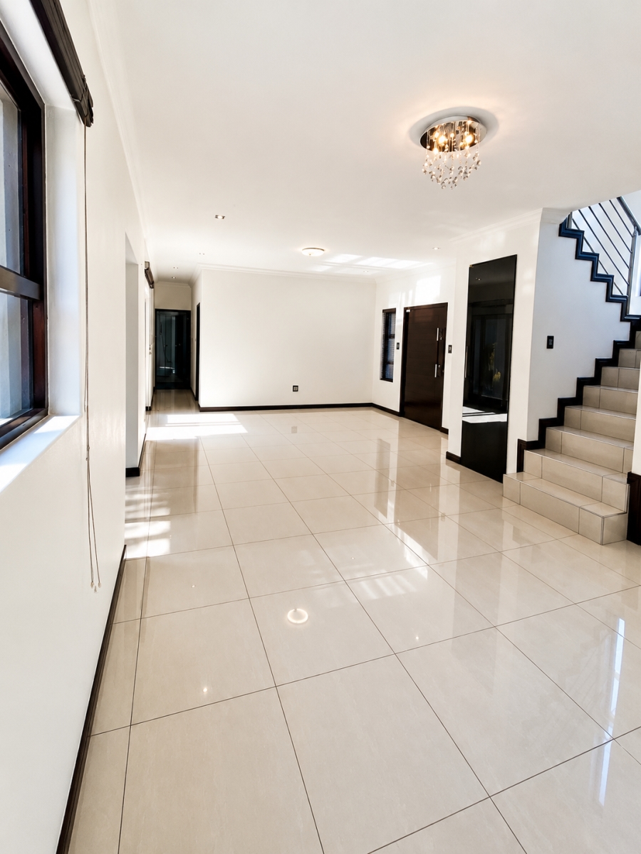 To Let 3 Bedroom Property for Rent in North Riding Gauteng