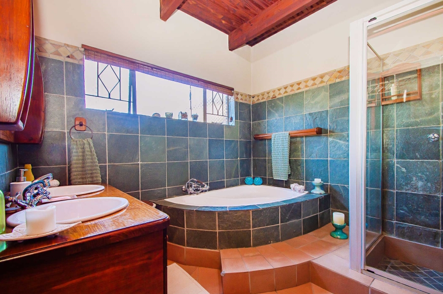 3 Bedroom Property for Sale in Bronberrick Gauteng