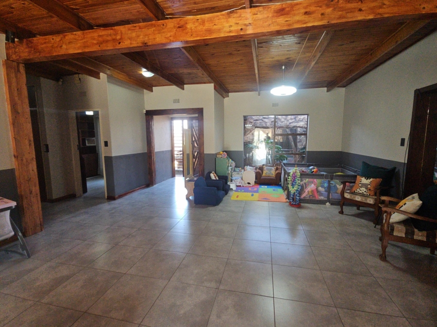 5 Bedroom Property for Sale in Brackenhurst Gauteng