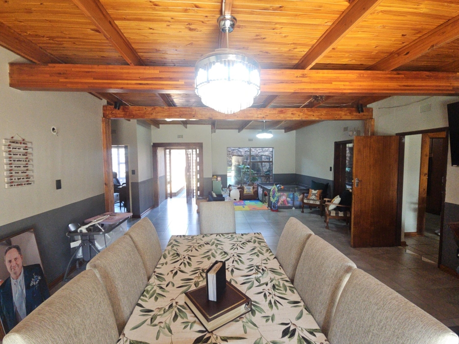5 Bedroom Property for Sale in Brackenhurst Gauteng