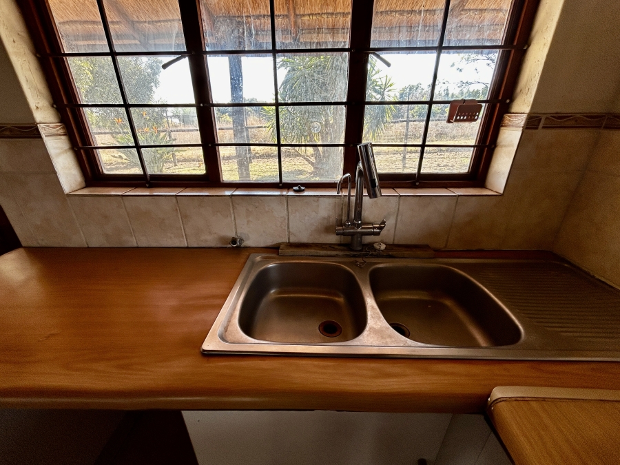 To Let 3 Bedroom Property for Rent in Blue Hills Gauteng