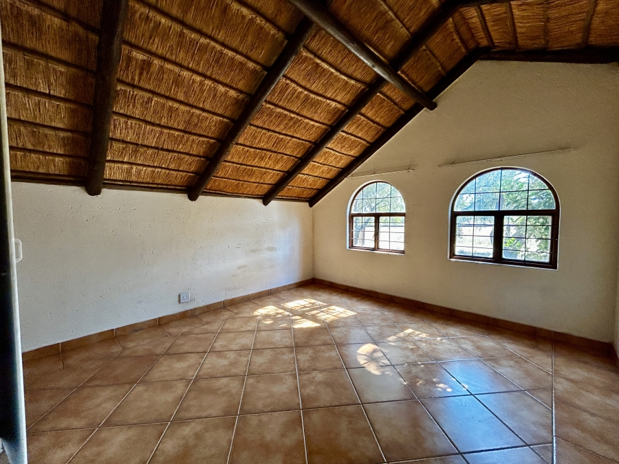 To Let 3 Bedroom Property for Rent in Blue Hills Gauteng