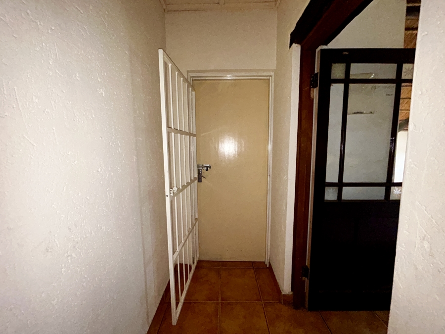 To Let 3 Bedroom Property for Rent in Blue Hills Gauteng