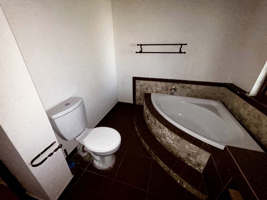 To Let 3 Bedroom Property for Rent in Blue Hills Gauteng