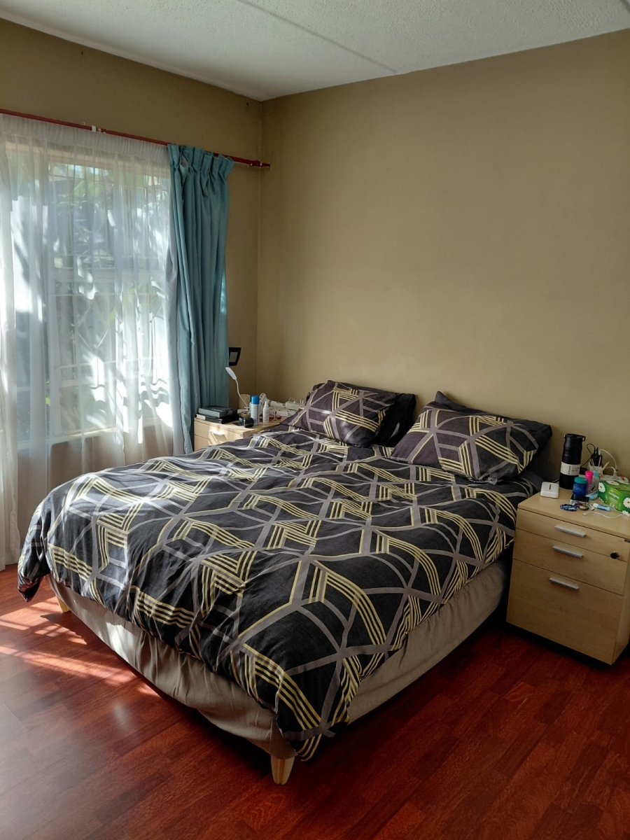 To Let 2 Bedroom Property for Rent in Vorna Valley Gauteng