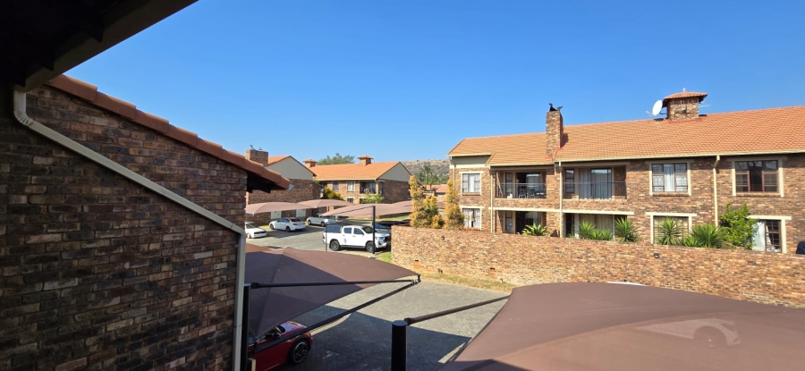2 Bedroom Property for Sale in Magalieskruin Gauteng