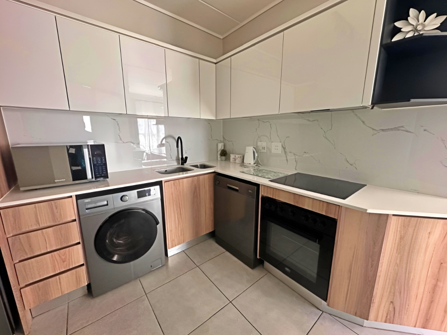1 Bedroom Property for Sale in Waterfall Gauteng