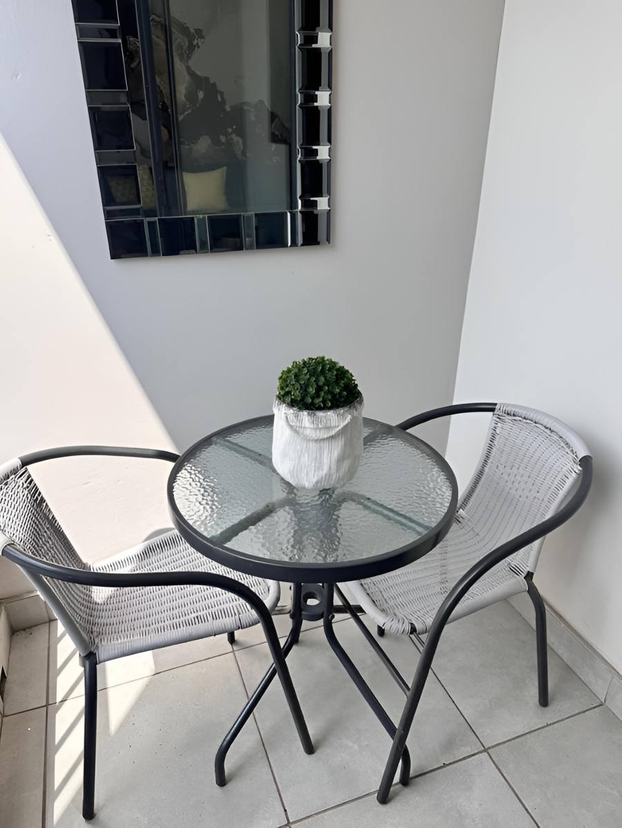 1 Bedroom Property for Sale in Waterfall Gauteng