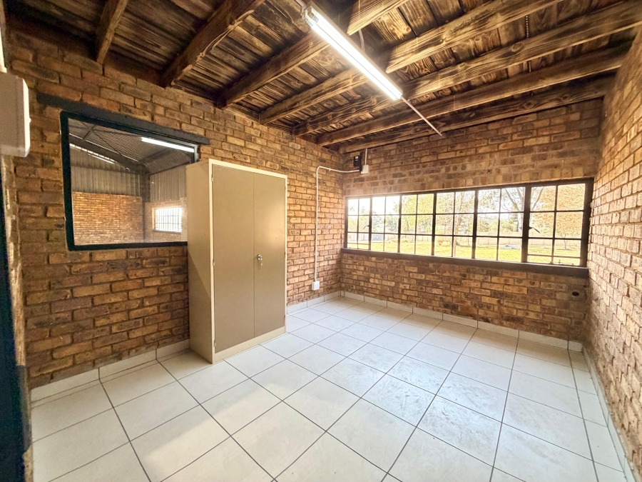To Let Commercial Property for Rent in Benoni AH Gauteng