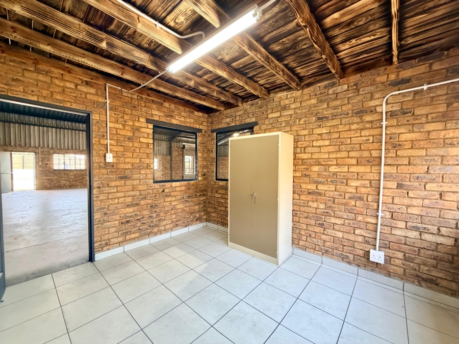 To Let Commercial Property for Rent in Benoni AH Gauteng