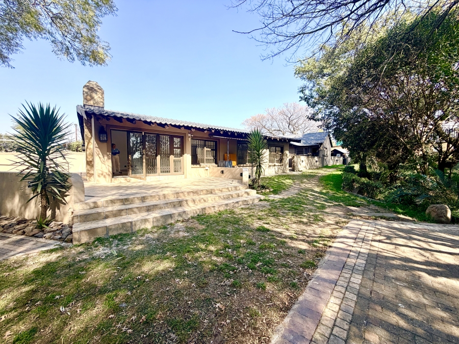 To Let 5 Bedroom Property for Rent in Benoni AH Gauteng