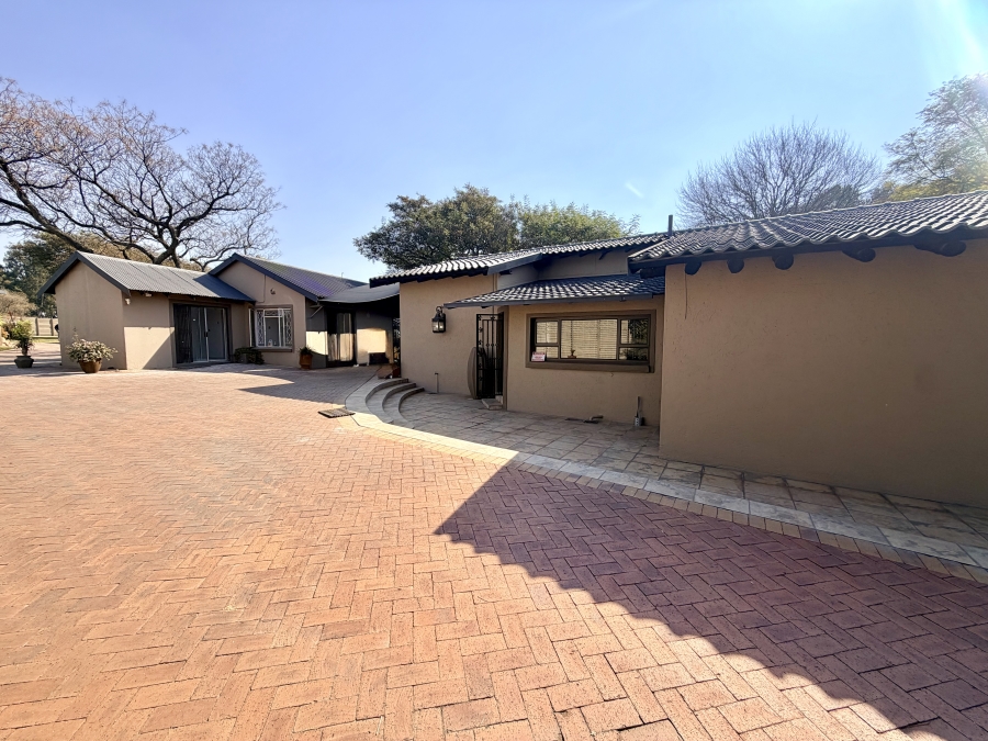 To Let 5 Bedroom Property for Rent in Benoni AH Gauteng