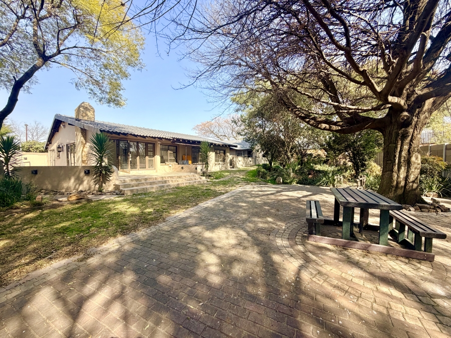 To Let 5 Bedroom Property for Rent in Benoni AH Gauteng