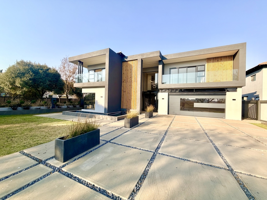 5 Bedroom Property for Sale in La Como Lifestyle Estate Gauteng