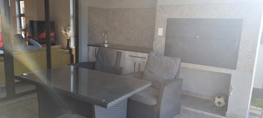 5 Bedroom Property for Sale in Montana Gauteng