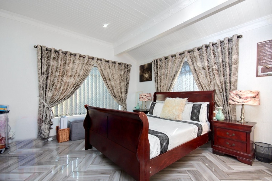 4 Bedroom Property for Sale in Discovery Gauteng