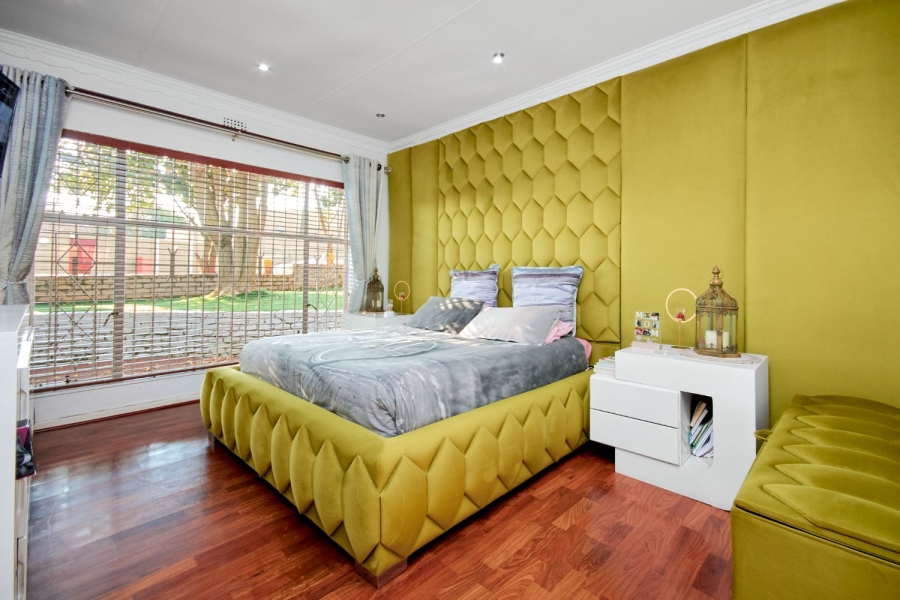 4 Bedroom Property for Sale in Discovery Gauteng