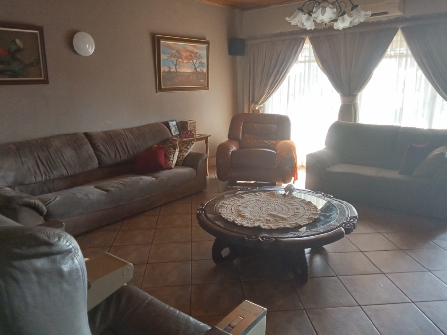 3 Bedroom Property for Sale in Staalrus Gauteng