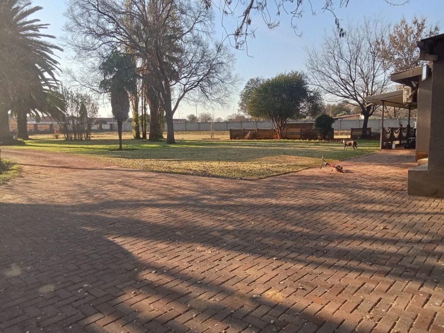 3 Bedroom Property for Sale in Staalrus Gauteng