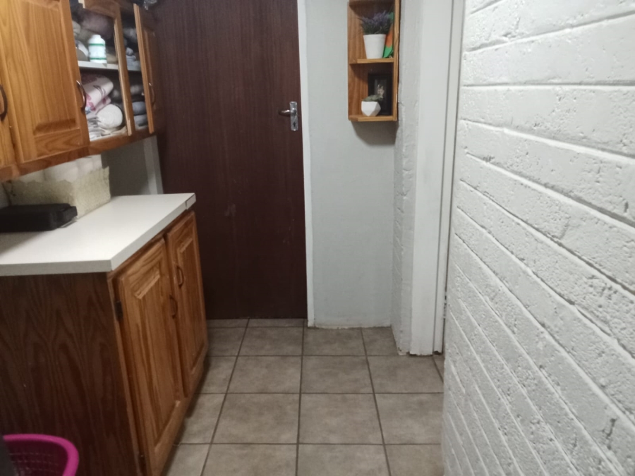 3 Bedroom Property for Sale in Staalrus Gauteng