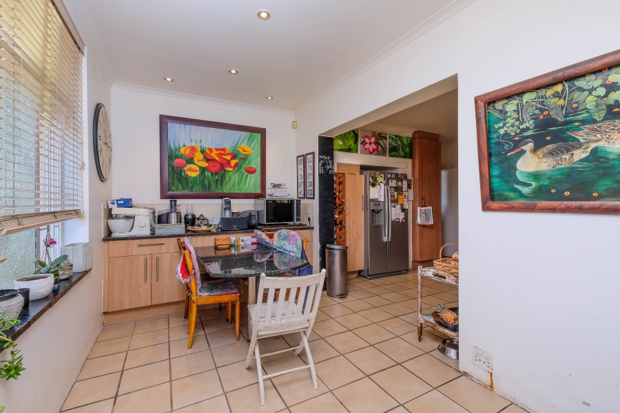 5 Bedroom Property for Sale in Parktown North Gauteng