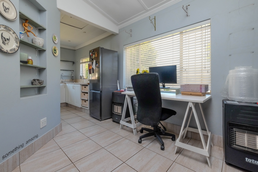 5 Bedroom Property for Sale in Parktown North Gauteng
