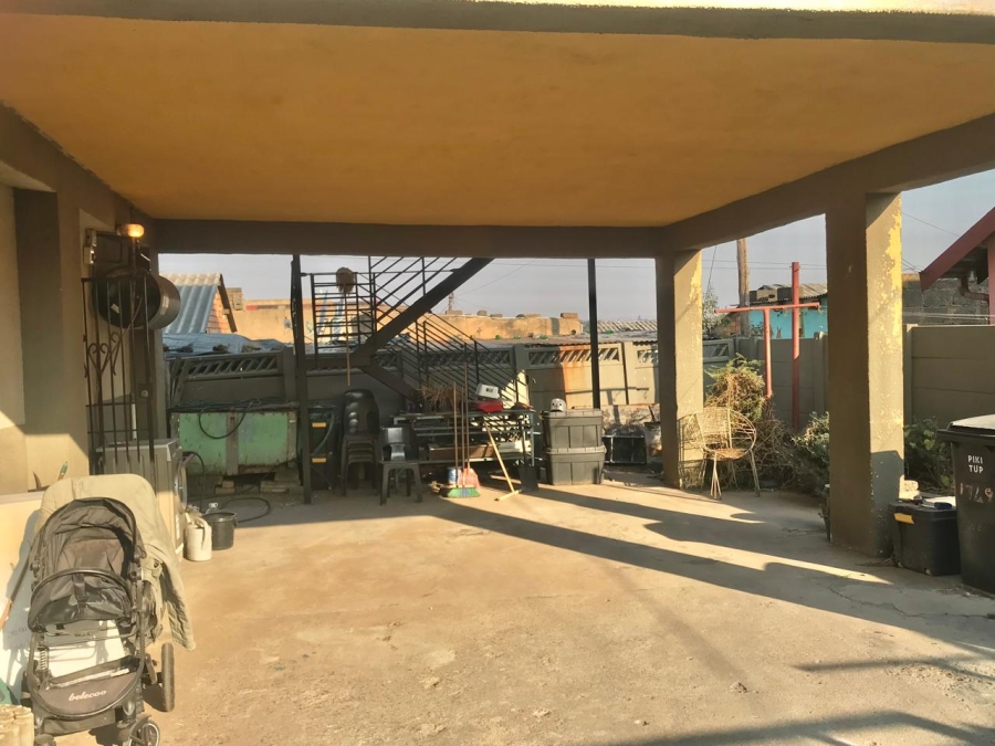 3 Bedroom Property for Sale in Dube Gauteng