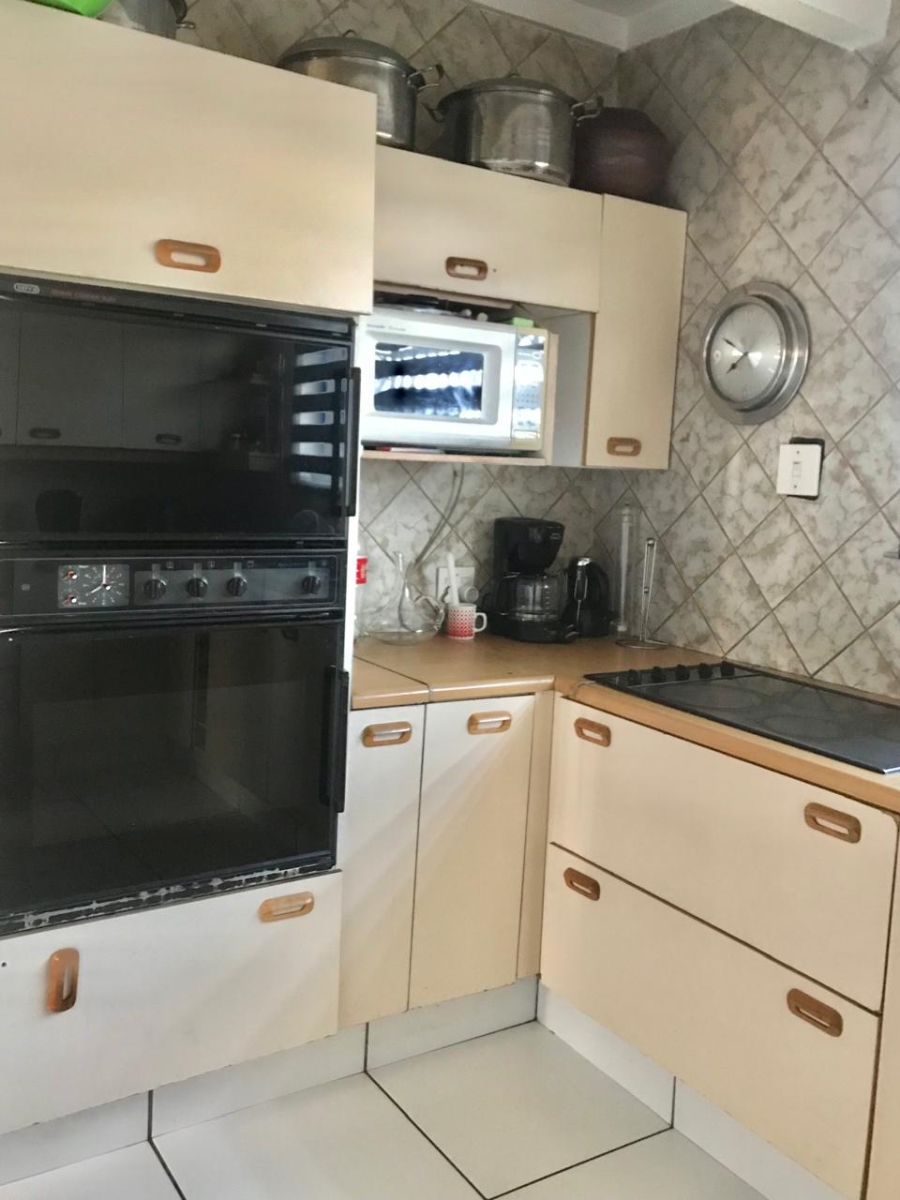 3 Bedroom Property for Sale in Dube Gauteng