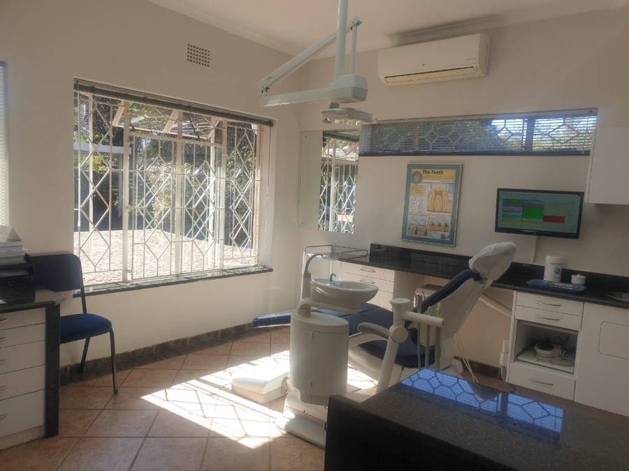 4 Bedroom Property for Sale in Larrendale Gauteng