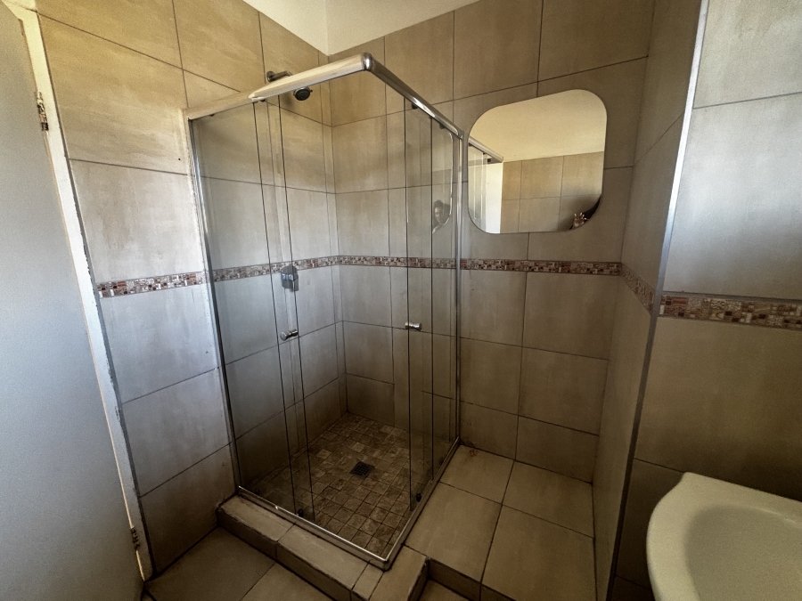 To Let 2 Bedroom Property for Rent in Wendywood Gauteng