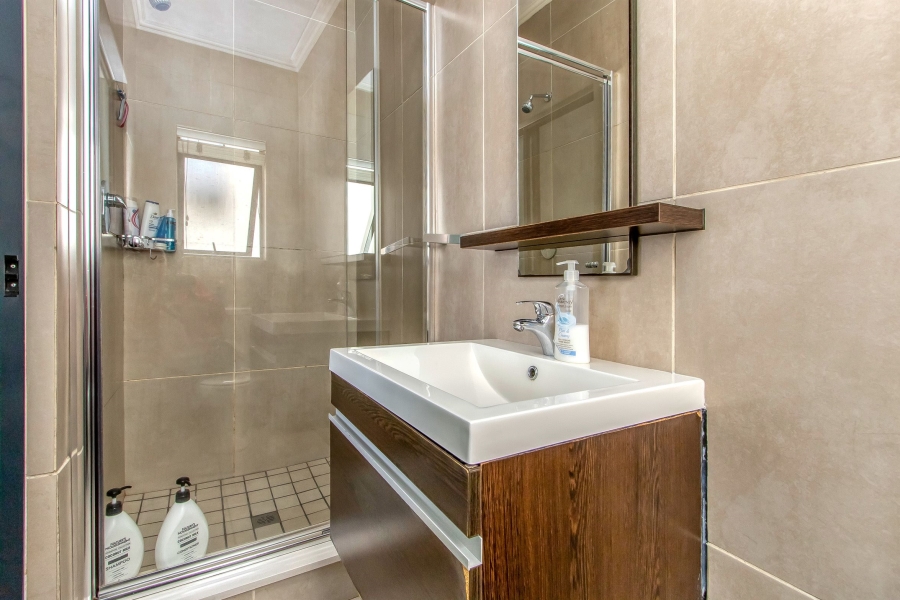 2 Bedroom Property for Sale in Fourways Gauteng