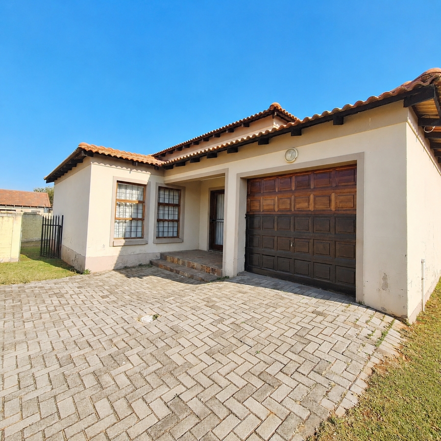 2 Bedroom Property for Sale in Bergsig Gauteng