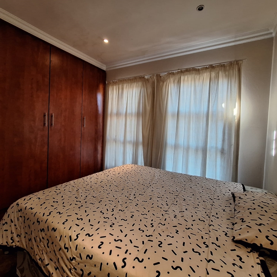 2 Bedroom Property for Sale in Bergsig Gauteng
