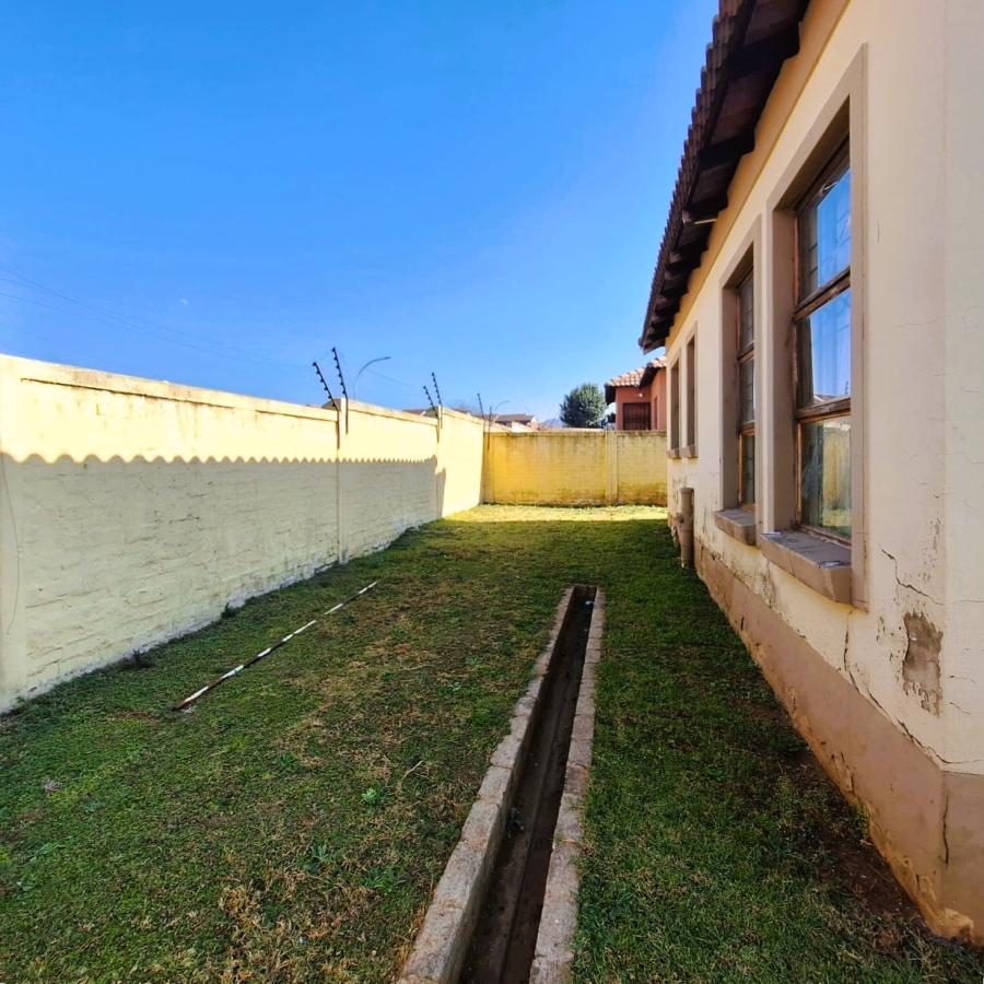 2 Bedroom Property for Sale in Bergsig Gauteng