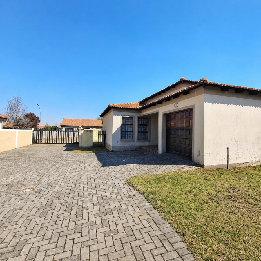 2 Bedroom Property for Sale in Bergsig Gauteng