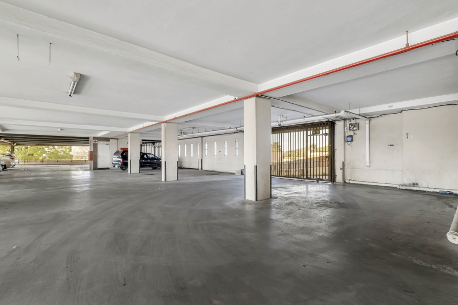 1 Bedroom Property for Sale in Ferndale Gauteng