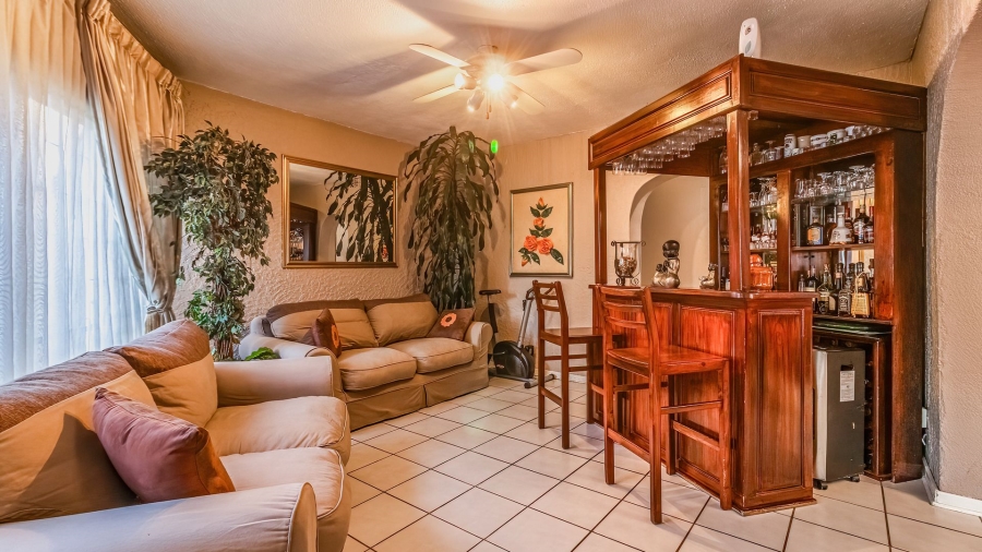 4 Bedroom Property for Sale in Dawnview Gauteng