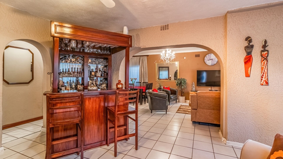 4 Bedroom Property for Sale in Dawnview Gauteng