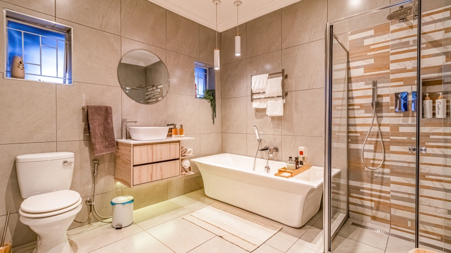 4 Bedroom Property for Sale in Dawnview Gauteng