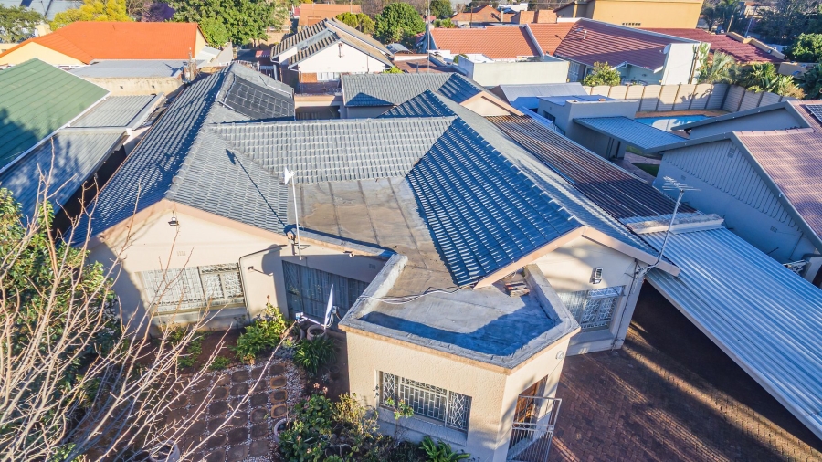 4 Bedroom Property for Sale in Dawnview Gauteng