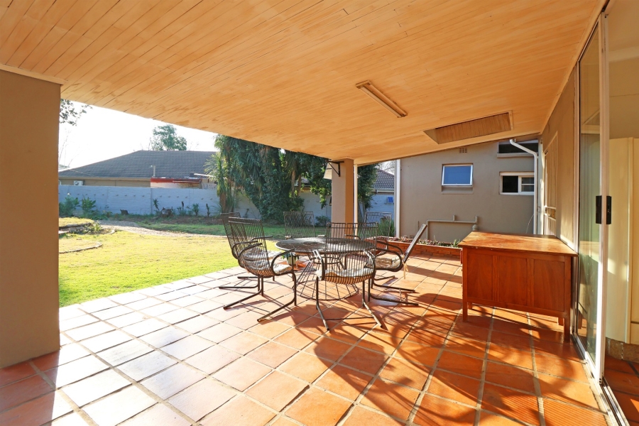 3 Bedroom Property for Sale in Greenside Gauteng