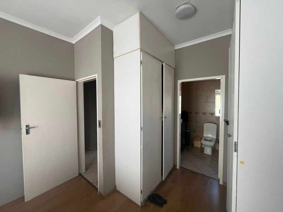 2 Bedroom Property for Sale in Country View Gauteng