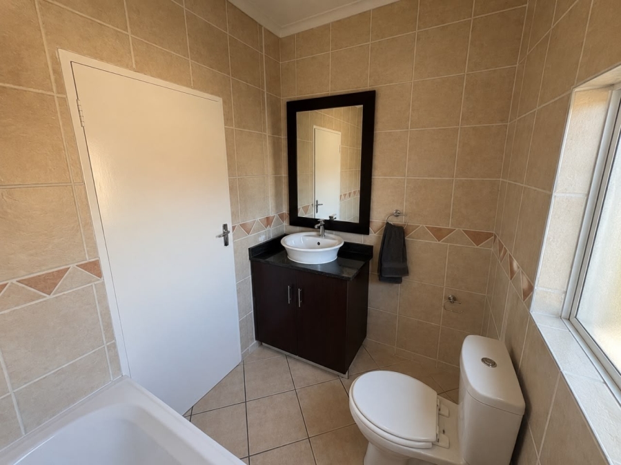 2 Bedroom Property for Sale in Country View Gauteng