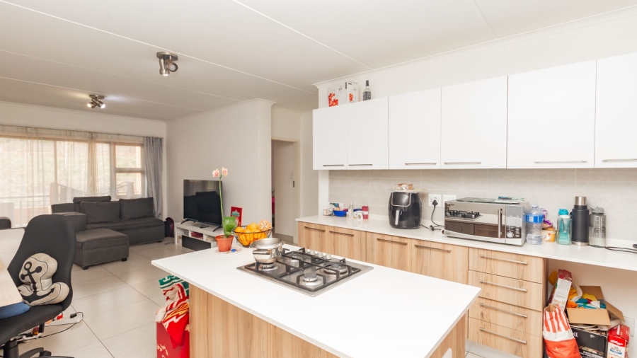 2 Bedroom Property for Sale in Modderfontein Gauteng
