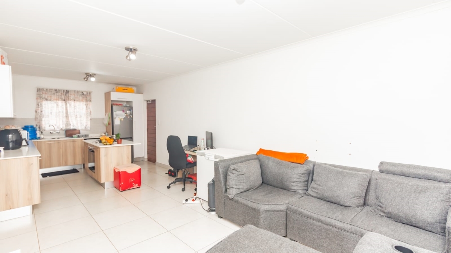 2 Bedroom Property for Sale in Modderfontein Gauteng