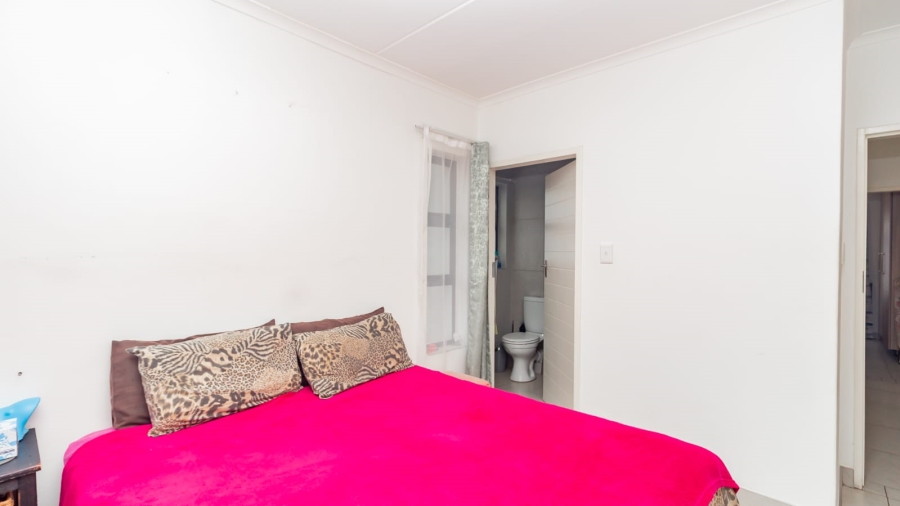 2 Bedroom Property for Sale in Modderfontein Gauteng